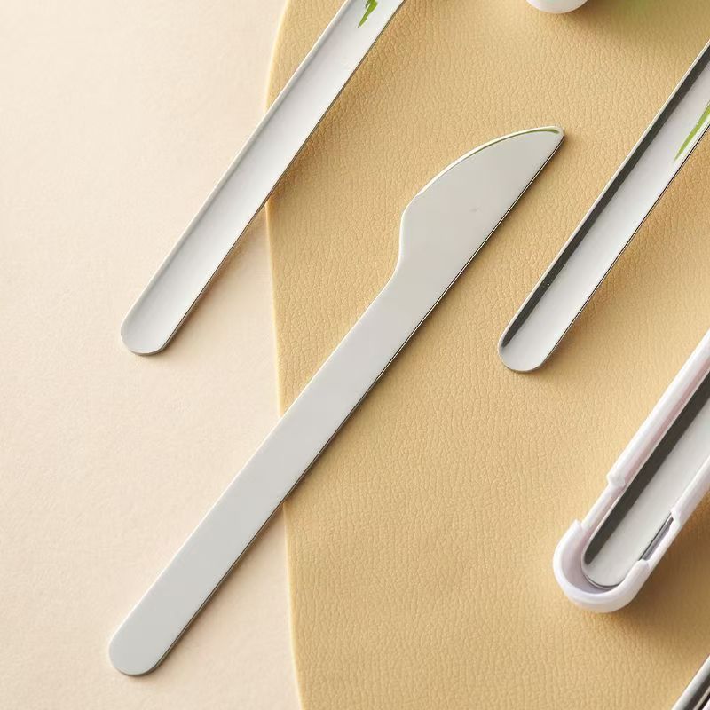 ポータブルカトラリーセット 収納ボックス付き キャンプ 旅行 - Outdoor Camping Kit のレビューと価格