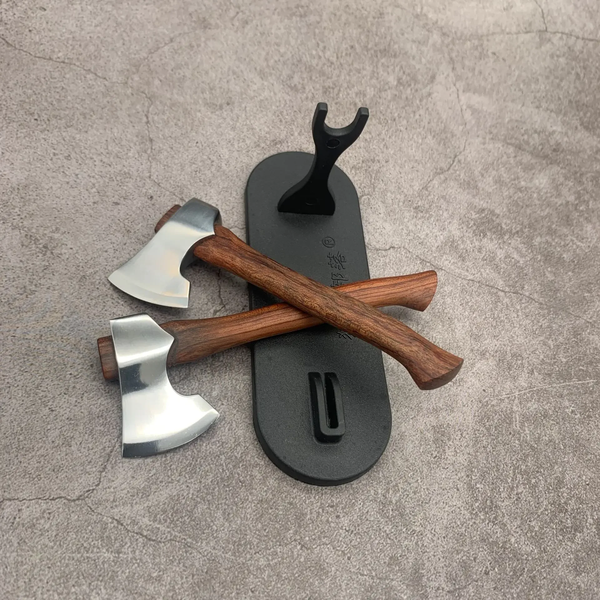 ステンレス鋼のミニかみそりのハンドル,固定刃,サバイバルツー - Camp Axe Hatchet のレビューと価格